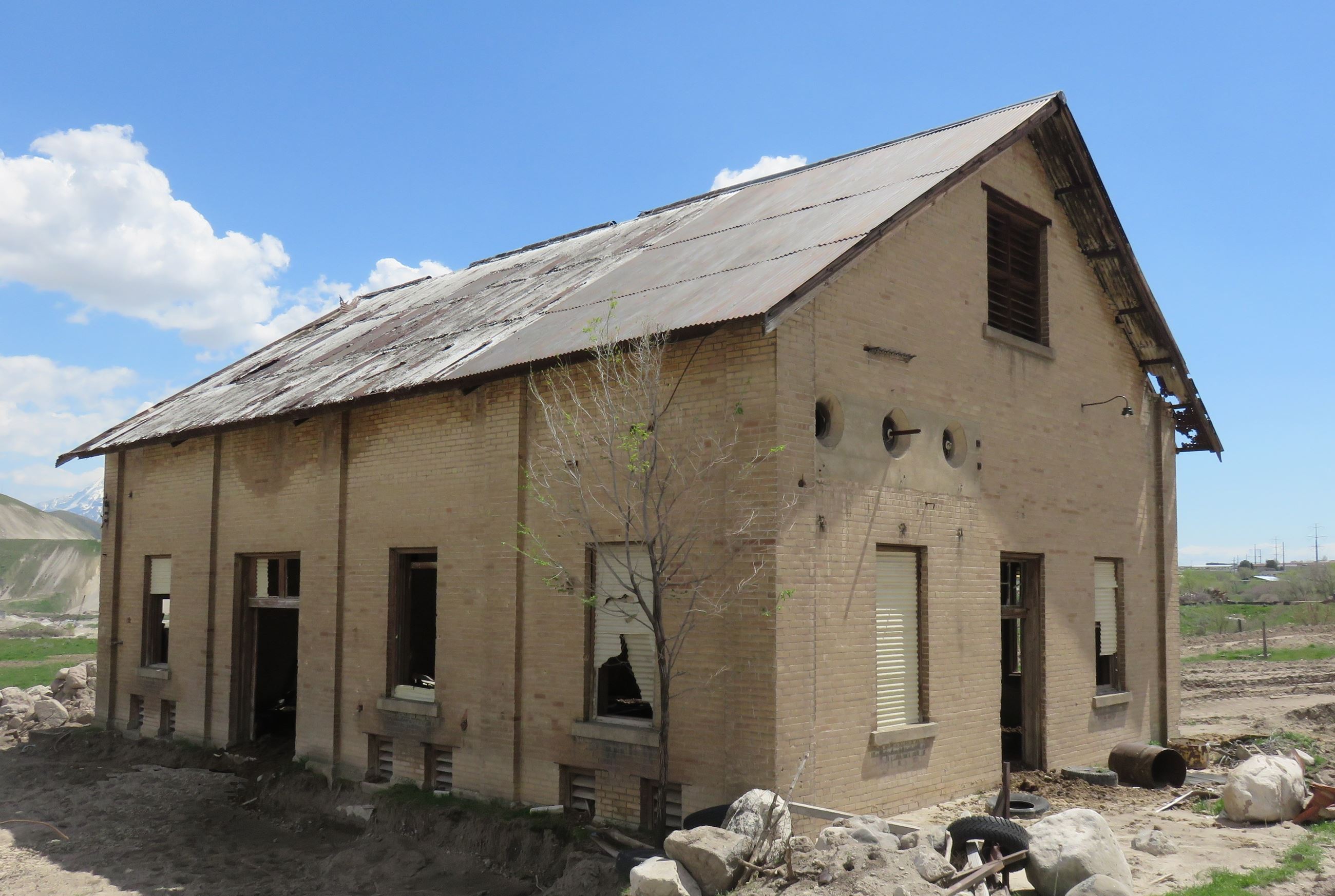 Mechanical Building North and West Faces